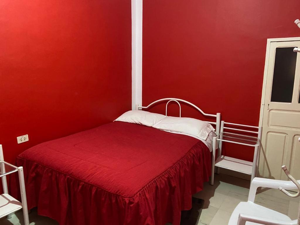 אורורו Hostal Casablanca מראה חיצוני תמונה